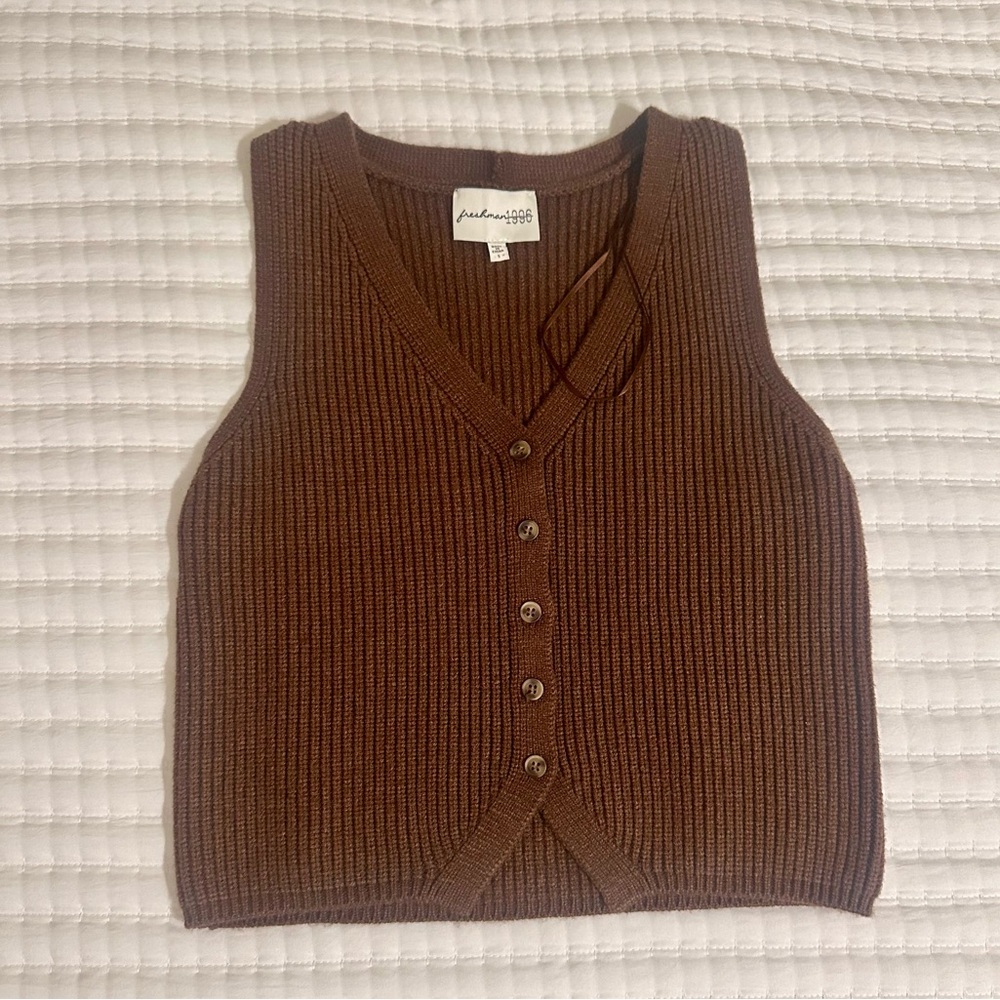 NWOT Sweater Vest